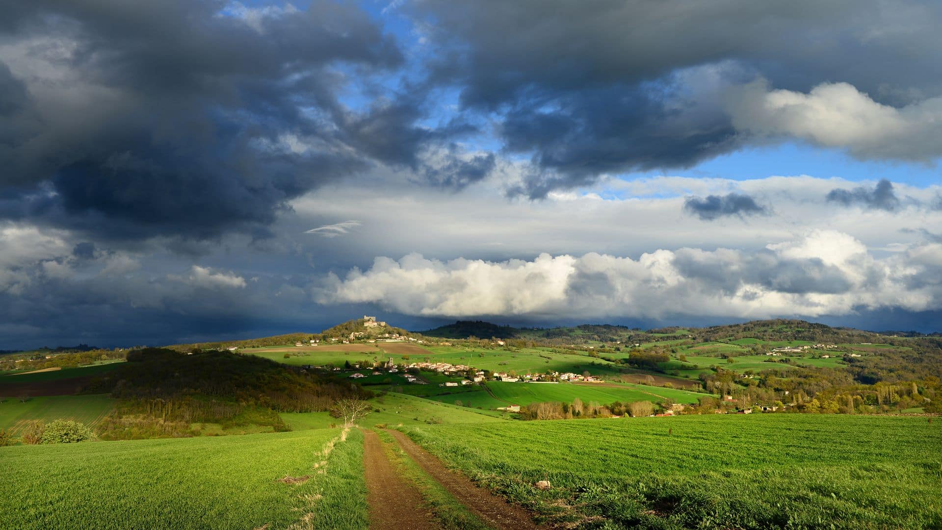 Lire la suite à propos de l’article La Toscane d’Auvergne